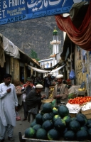 036_Skardu Market Skardu market is full of fresh fruits and vegetables.
Seasalt and iodine on the other hand are relatively scarce here.
