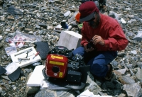 126_Basecamp Arjan Arjan has been busy for weeks learning how to make the generators work long enough to repair the broken one.
Of course this was a most appreciated job, electricity could not be missed at any time.