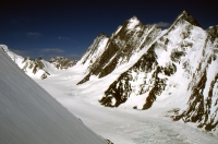 164_ABc-Camp 1 Trail Godwin Austen Gl The Abruzzi ice-face from beside (45 degrees indeed).